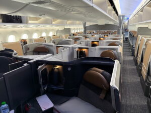 American 787 Flagship Suite Business Class: Hey, This Is Really Nice!